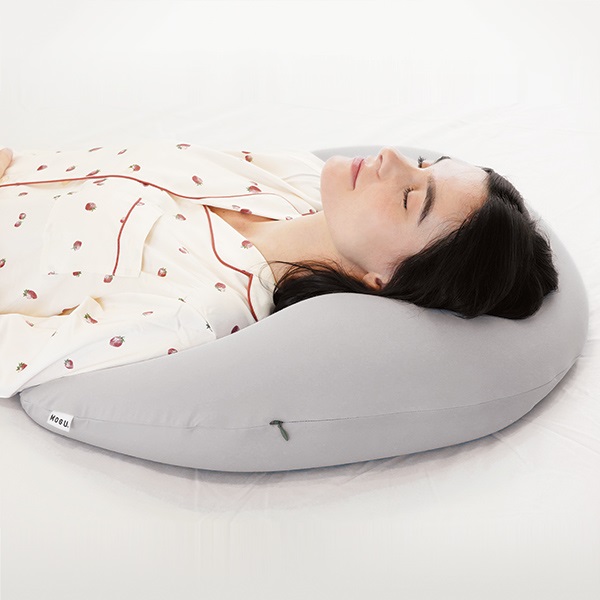 【MOGUストア限定】B's flow 首・肩を守る流体枕（カバー付き）
